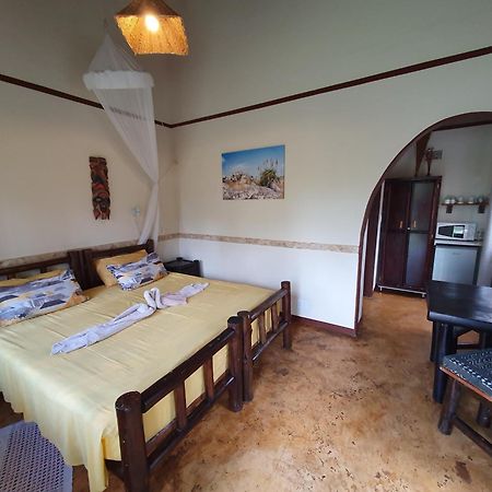 Thokozani Lodge White River Ngoại thất bức ảnh